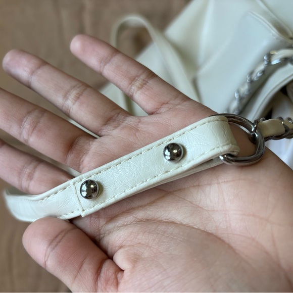 Faux leather off white bag - Picture 13 of 14